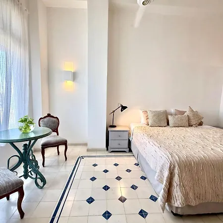 Calamari Homes - Centenario 406 - Walled